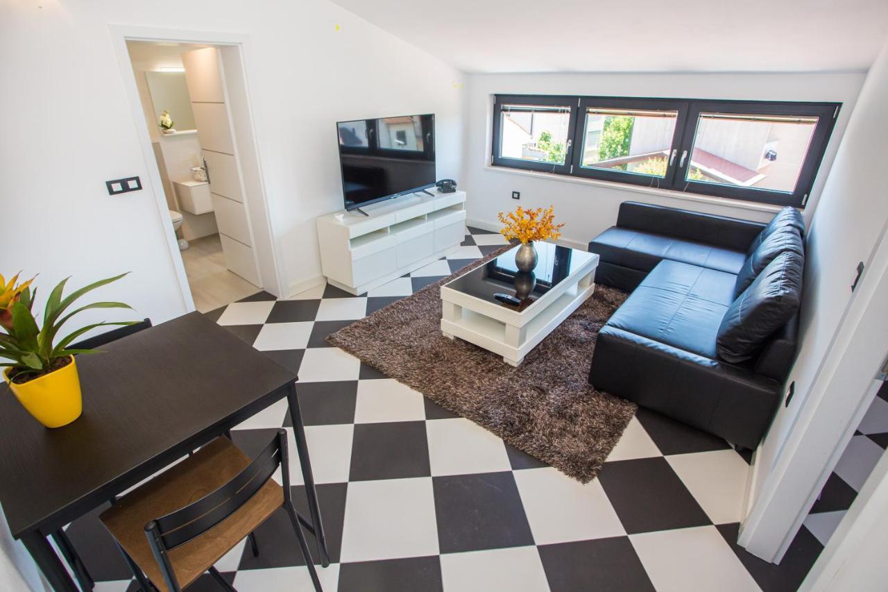 Black & White Apartment Rovinj Extérieur photo